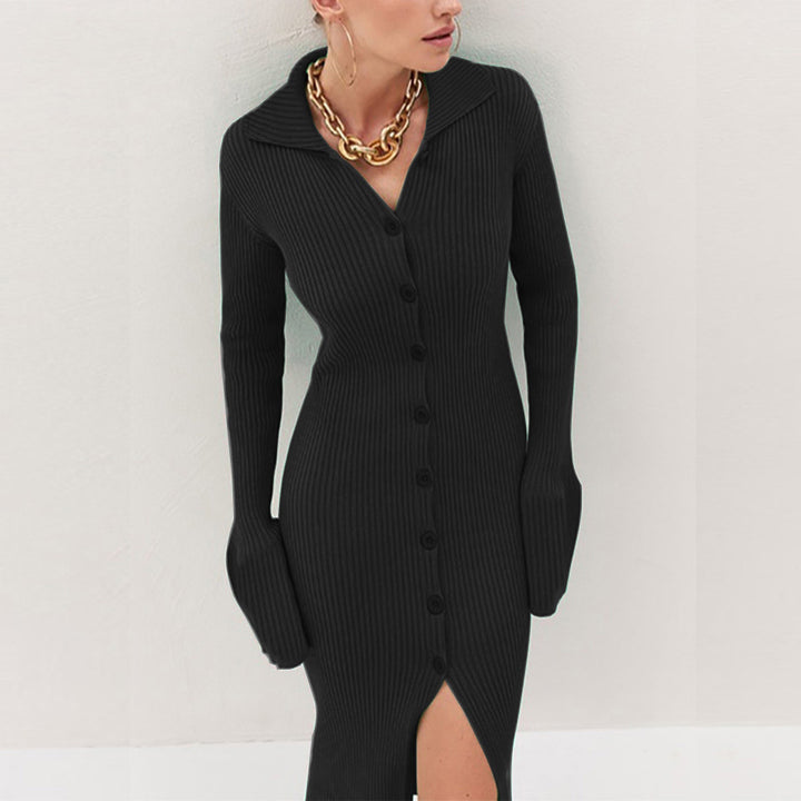 Damen stickklänning med modernt knäppningssystem och elegant slits Eva Jonsson-Eva Jonsson