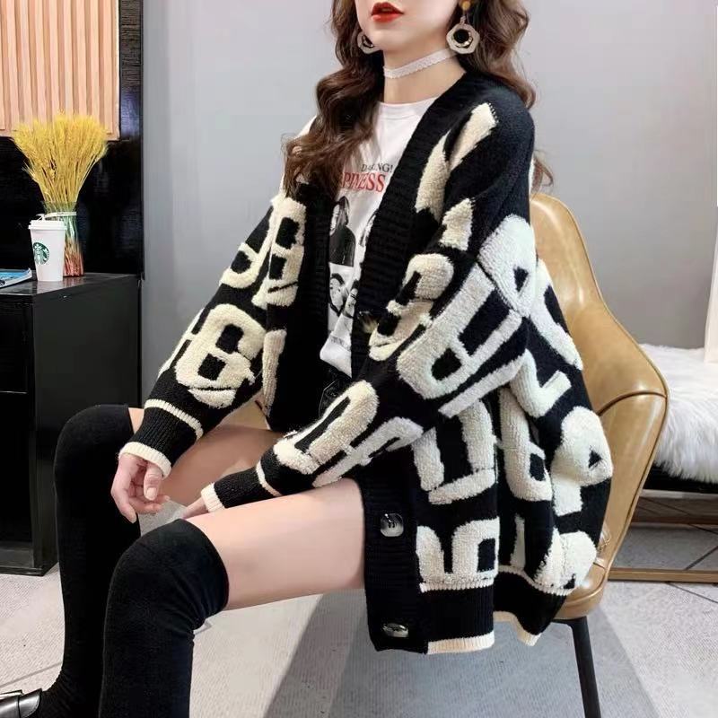 Damen stilvolle gestrickte Cardigan im Oversized-Look Mirla-Eva Jonsson