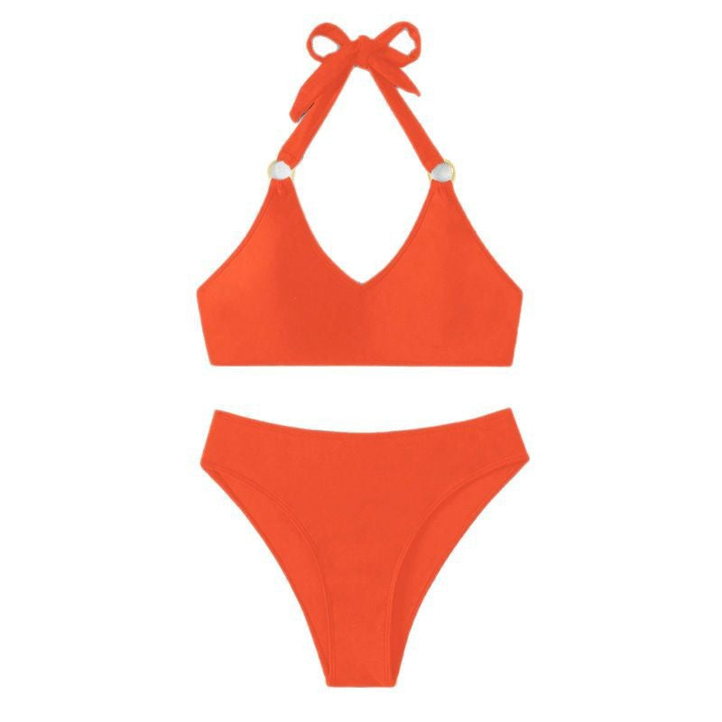 Damen triangel-bikini med justerbara band och elegant ringdetalj Mirla-Eva Jonsson