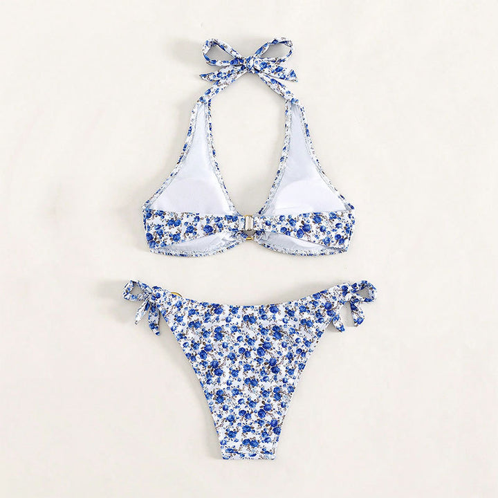 Damen triangel-bikini med lekfulla volangdetaljer och elegant knutdesign Mirla-Eva Jonsson