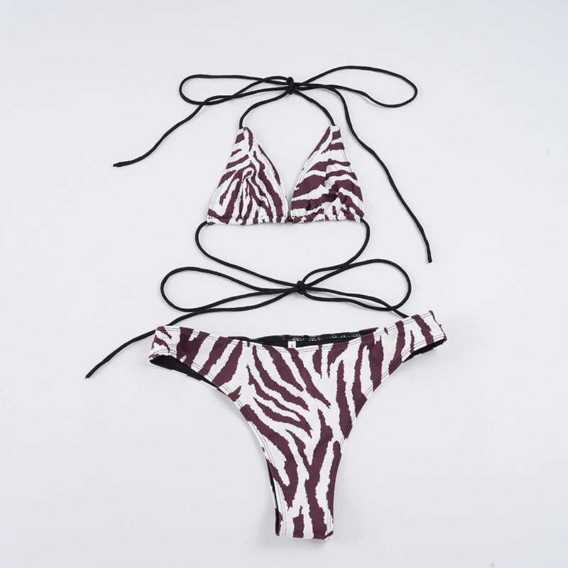 Damen triangel bikini set med stiligt zebramönster och justerbara axelband Mirla-Eva Jonsson