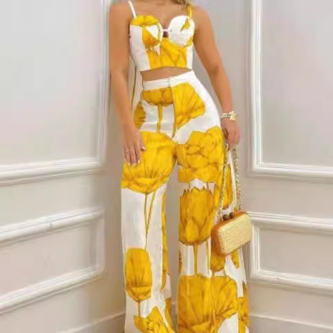 Damen tvådelat set med blommigt mönster och snygg bustier Mirla-Eva Jonsson