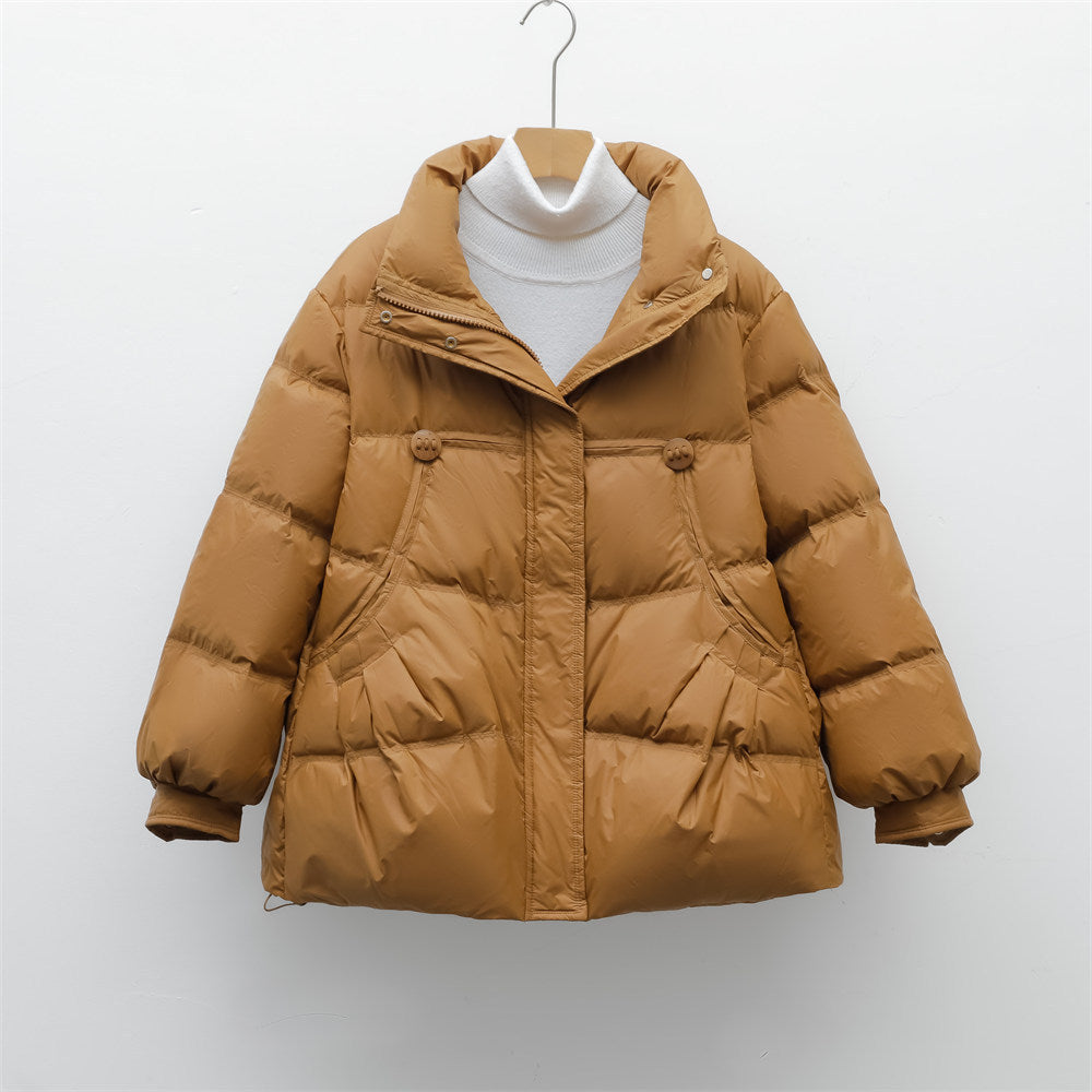 Damen voluminöse Winterjacke mit praktischen Taschen und hochschließendem Kragen Mirla-Eva Jonsson