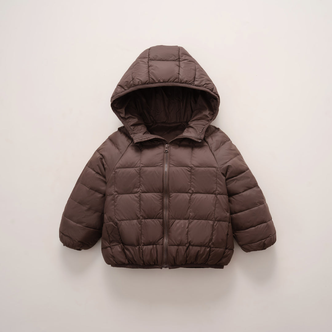 Damen warme Daunenjacke mit Kapuze und quer gestepptem Design Mirla-Eva Jonsson