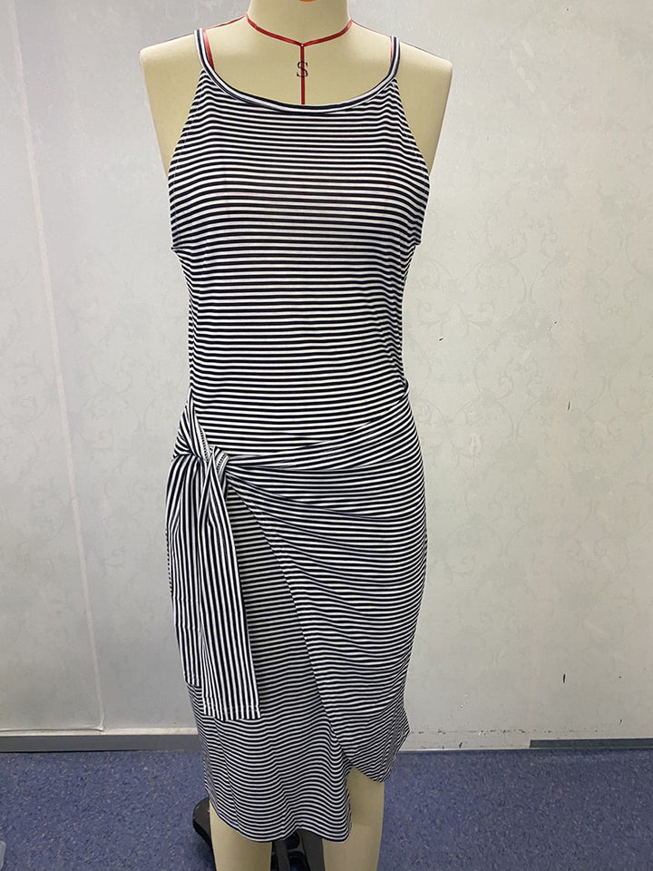 Damen wrap dress with striking striped pattern and fitted silhouette Mirla-Eva Jonsson