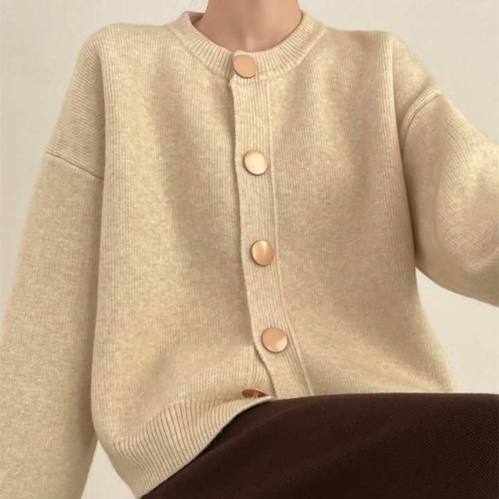 Damens Cardigan med Bekväm Passform och Eleganta Knapppdetaljer Eva Jonsson-Eva Jonsson