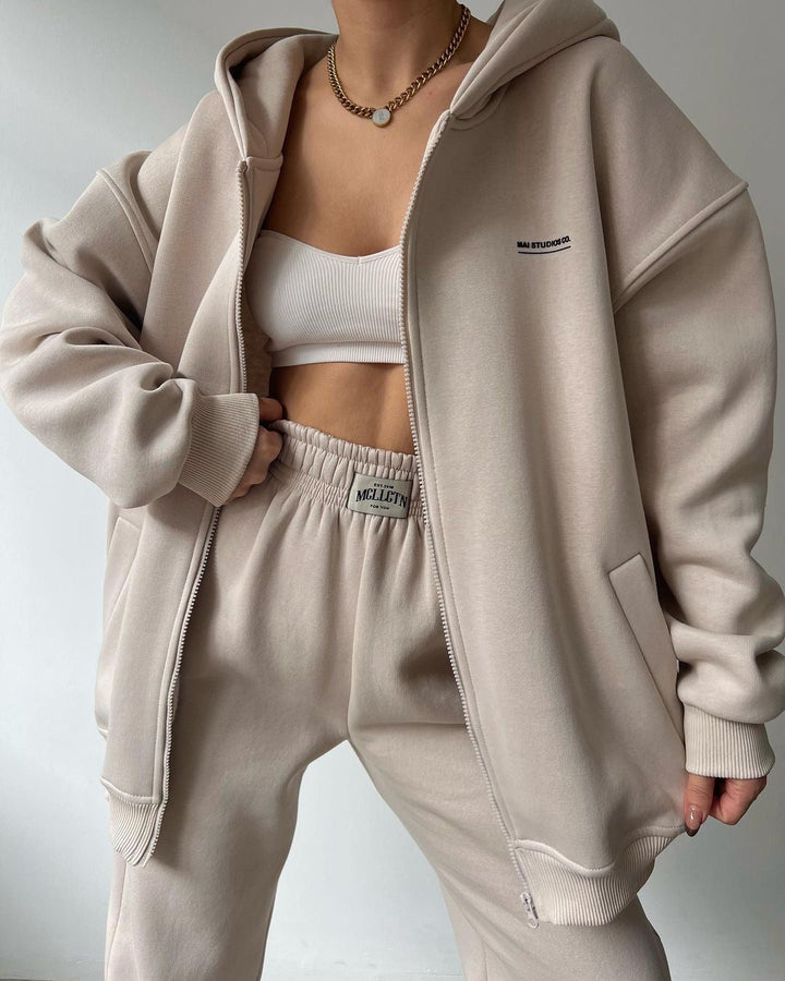Damens Casual Oversized Hoodie med Hel dragkedja och Praktiska Kängurufickor Mirla-Eva Jonsson