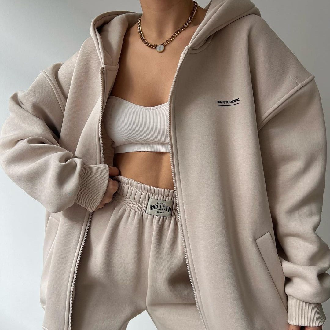 Damens Casual Oversized Hoodie med Hel dragkedja och Praktiska Kängurufickor Mirla-Eva Jonsson