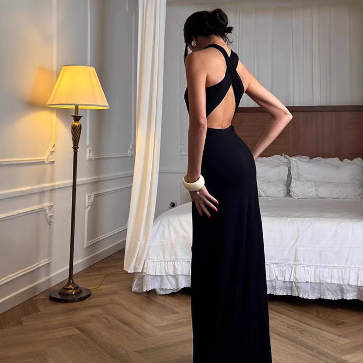 Damens Elegant Bodycon Maxiklänning med djup slits och raffinerad bärdesign Mirla-Eva Jonsson
