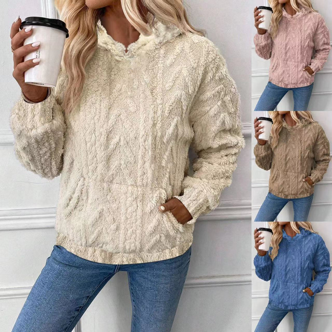 Damens Hoodie I Mjukt Material med Inarbetade Kängurufickor Mirla-Eva Jonsson