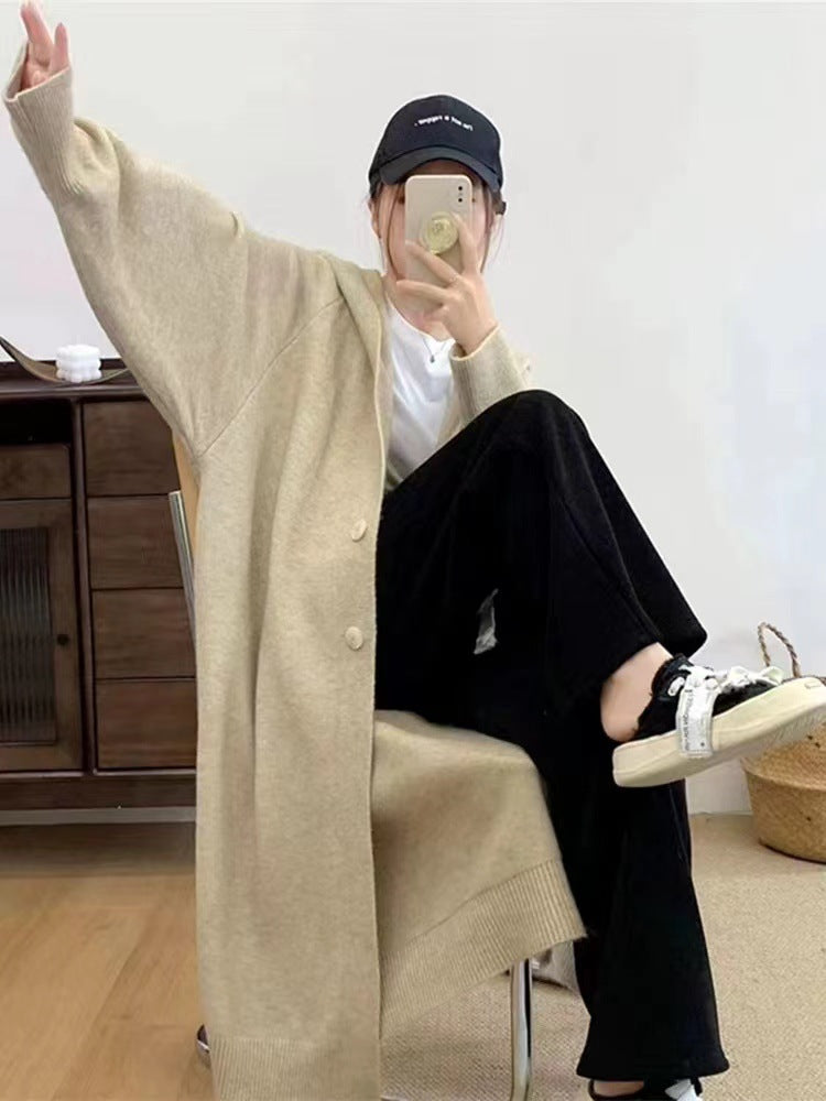 Damens Lång Stickad Cardigan med Huva och Praktiska Knappar Eva Jonsson-Eva Jonsson