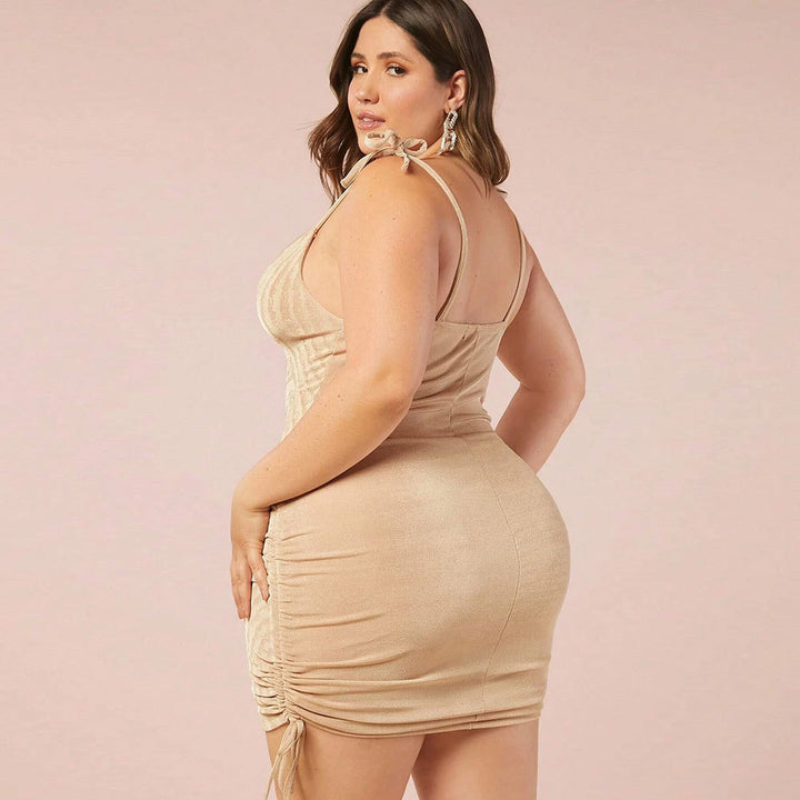 Damens Mini-Bodycon-Klänning med raffinerad volangdetalj Mirla-Eva Jonsson