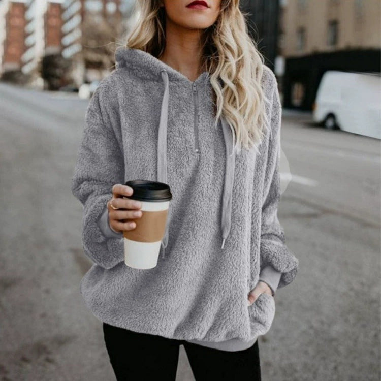 Damens Oversized Fleece Hoodie med bekväma fickor och dragsko Mirla-Eva Jonsson