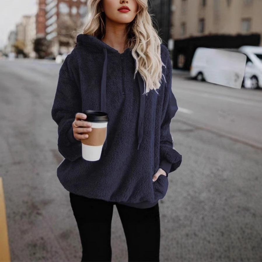 Damens Oversized Fleece Hoodie med bekväma fickor och dragsko Mirla-Eva Jonsson