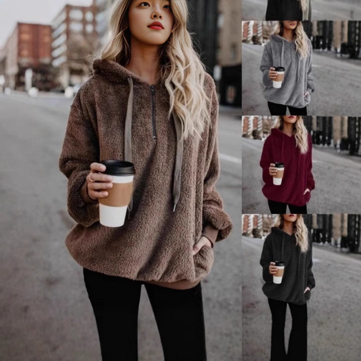 Damens Oversized Fleece Hoodie med bekväma fickor och dragsko Mirla-Eva Jonsson