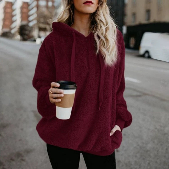 Damens Oversized Fleece Hoodie med bekväma fickor och dragsko Mirla-Eva Jonsson