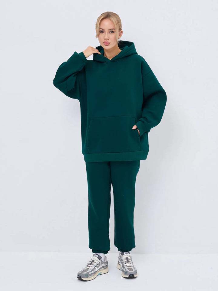 Damens Oversized Hoodie och Bekväma Joggingbyxor i Modern Design-Eva Jonsson