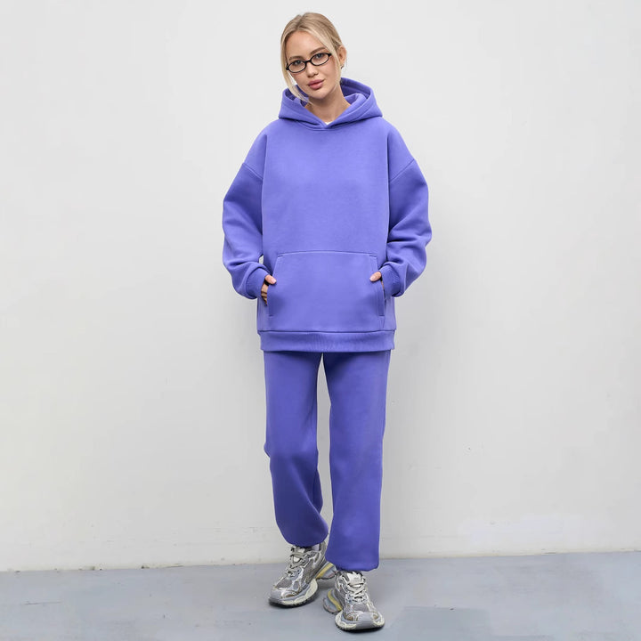 Damens Oversized Hoodie och Bekväma Joggingbyxor i Modern Design-Eva Jonsson