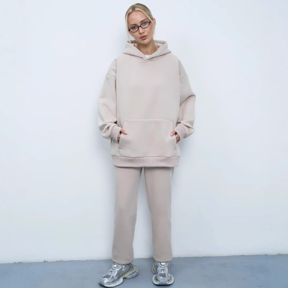 Damens Oversized Hoodie och Bekväma Joggingbyxor i Modern Design-Eva Jonsson