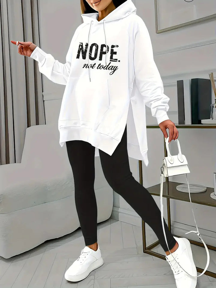 Damens Oversized Huvtröja med kreativt tryck och avslappnad passform Mirla-Eva Jonsson