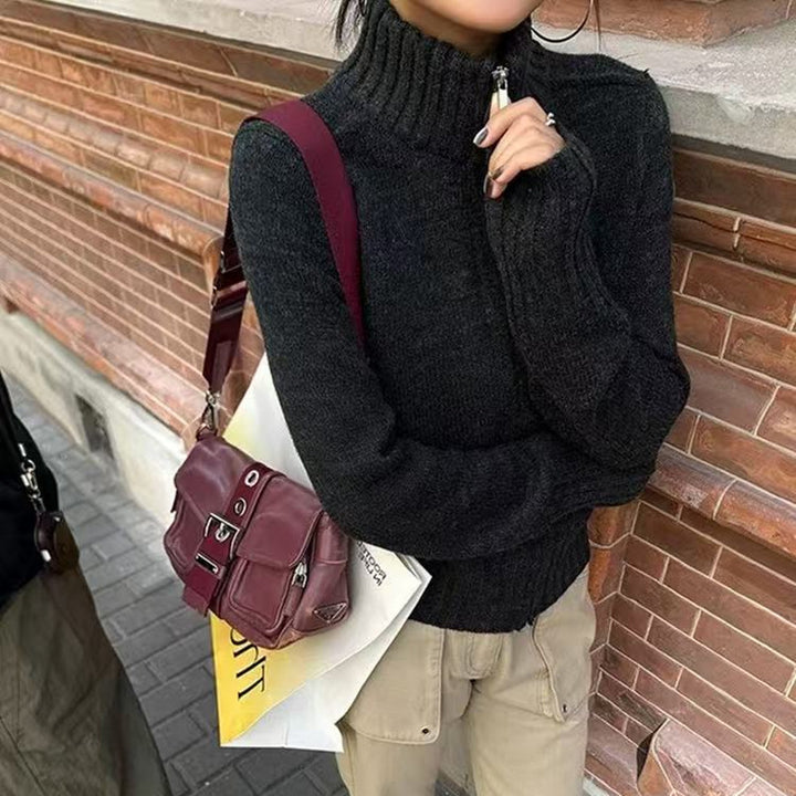 Damens Stickad Tröja med Hög Ståkrage och Ribbstruktur Mirla-Eva Jonsson