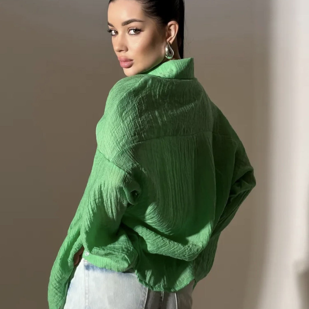 Damens avslappnad skjortblus med oversized passform och knapprar detaljer Eva Jonsson-Eva Jonsson