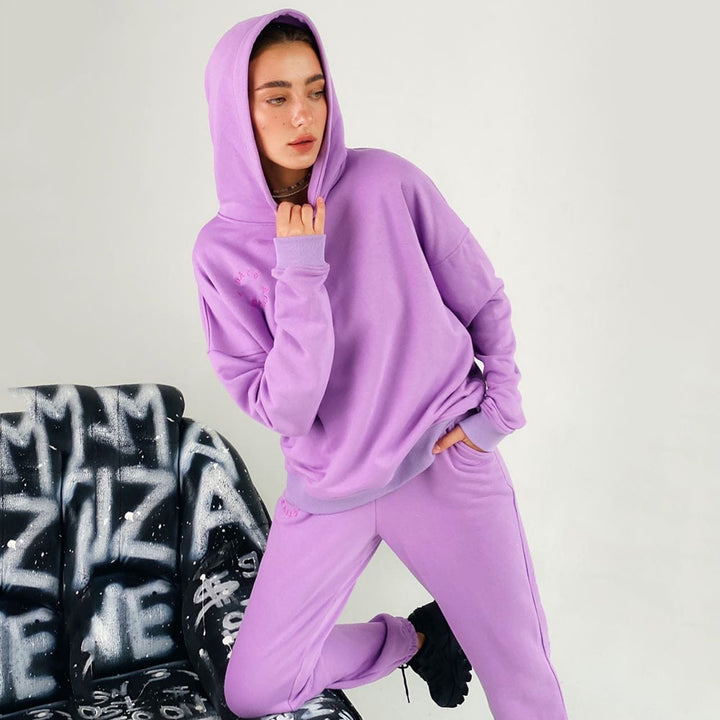 Damens bekväm huvtröja och joggingbyxor Mirla-Eva Jonsson