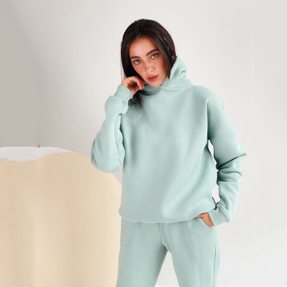 Damens bekväm huvtröja och joggingbyxor Mirla-Eva Jonsson
