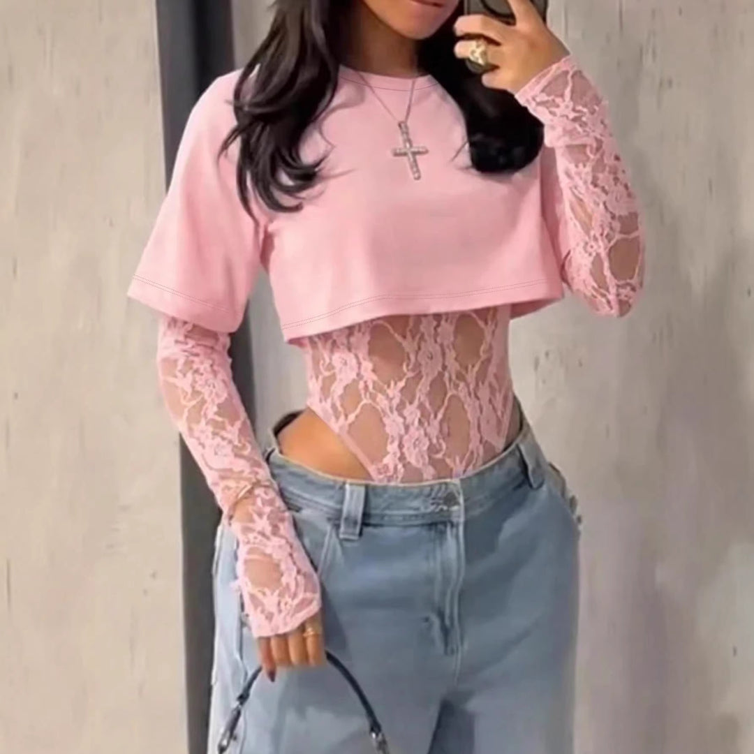 Damens bodyshirt med transparenta spetsärmar och avslappnad passform Mirla-Eva Jonsson