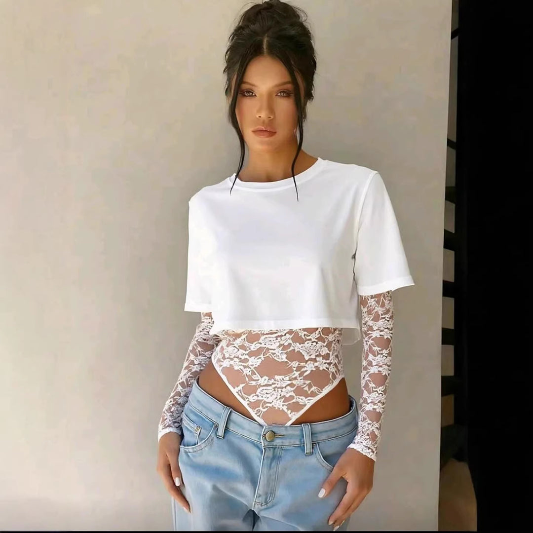 Damens bodyshirt med transparenta spetsärmar och avslappnad passform Mirla-Eva Jonsson