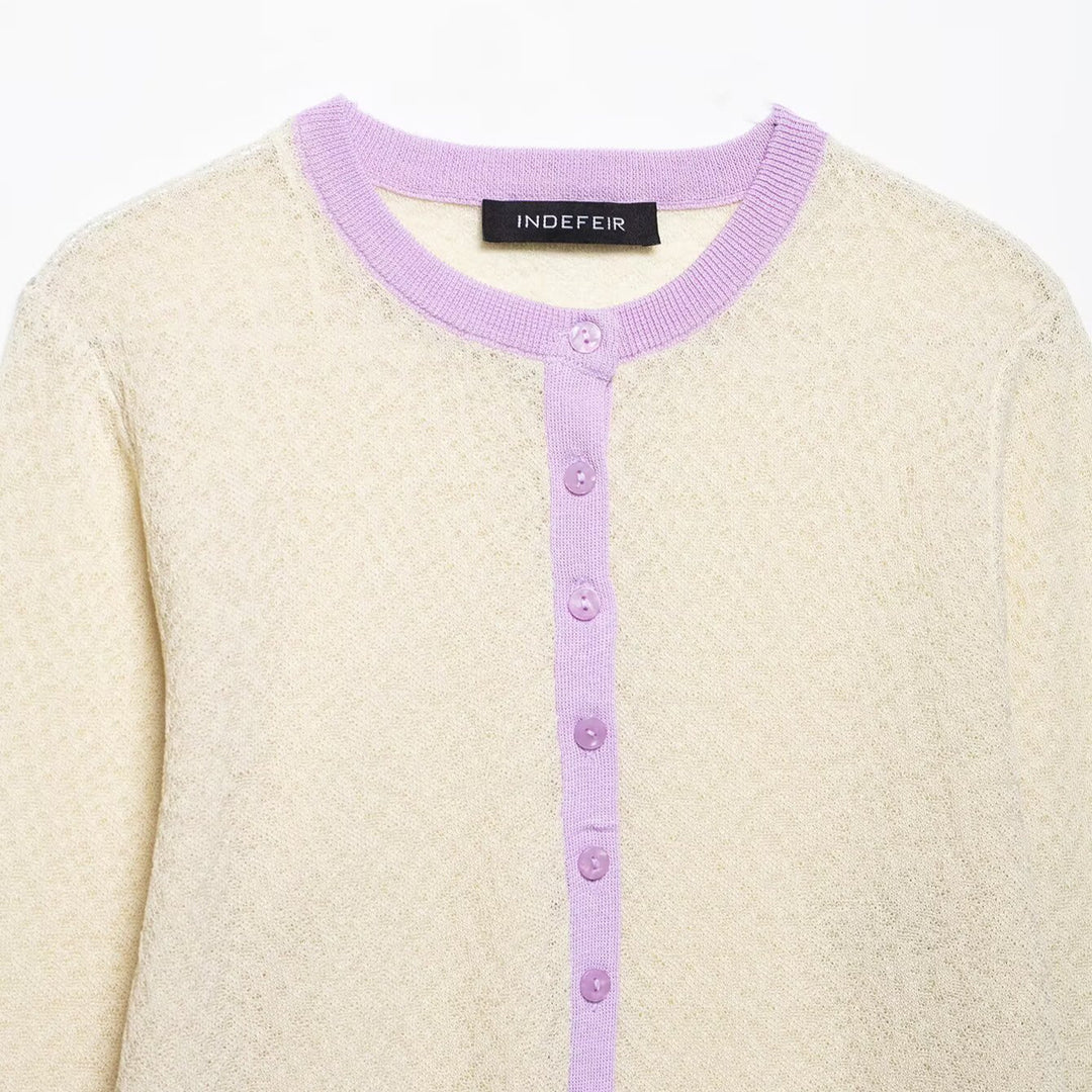 Damens cardigan med knäppning och elegant strukturell design Mirla-Eva Jonsson