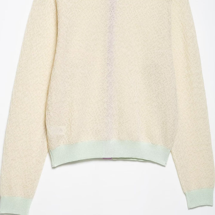 Damens cardigan med knäppning och elegant strukturell design Mirla-Eva Jonsson