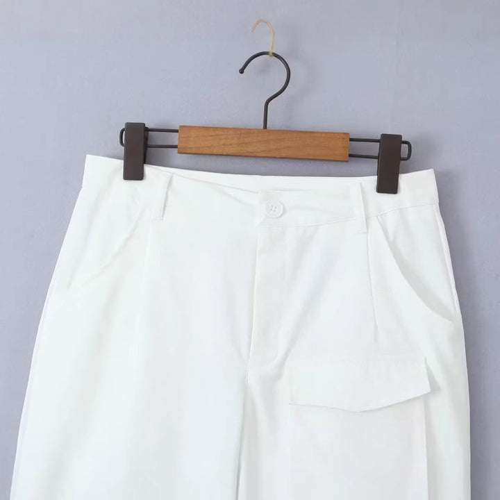 Damens cargo pants with practical pockets and modern cut Mirla-Eva Jonsson