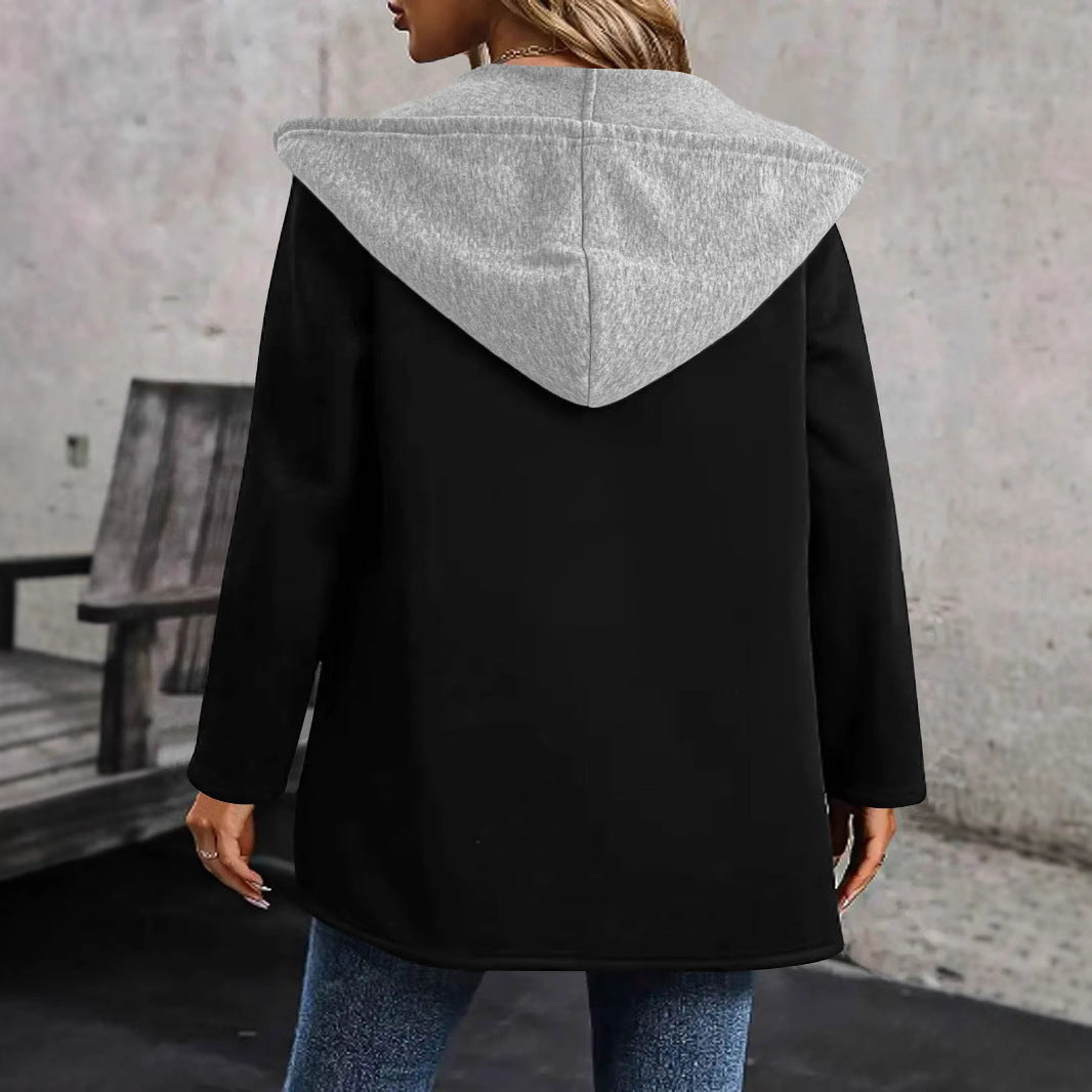 Damens casual hoodie med sidfickor och modern skärning Mirla-Eva Jonsson