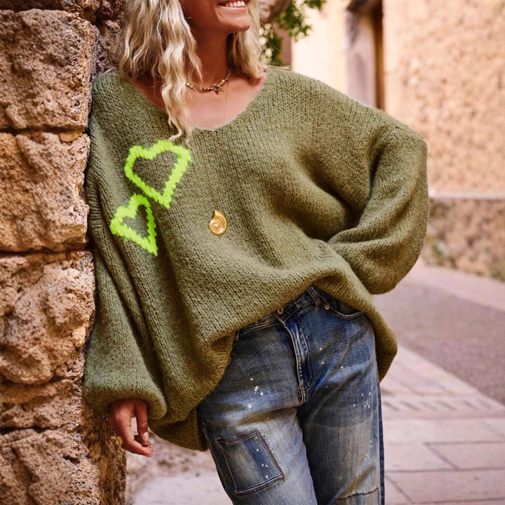Damens casual oversized tröja med hjärtapplikationer Mirla-Eva Jonsson