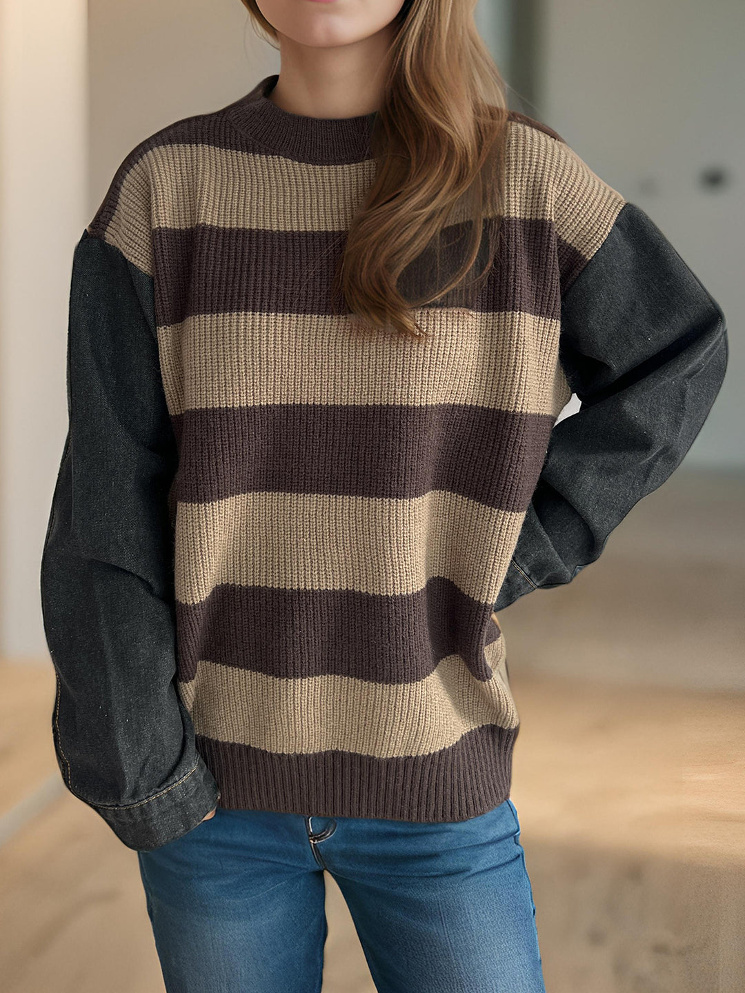 Damens casual stickad tröja med iögonfallande blockrandmönster och vida ärmar Mirla-Eva Jonsson