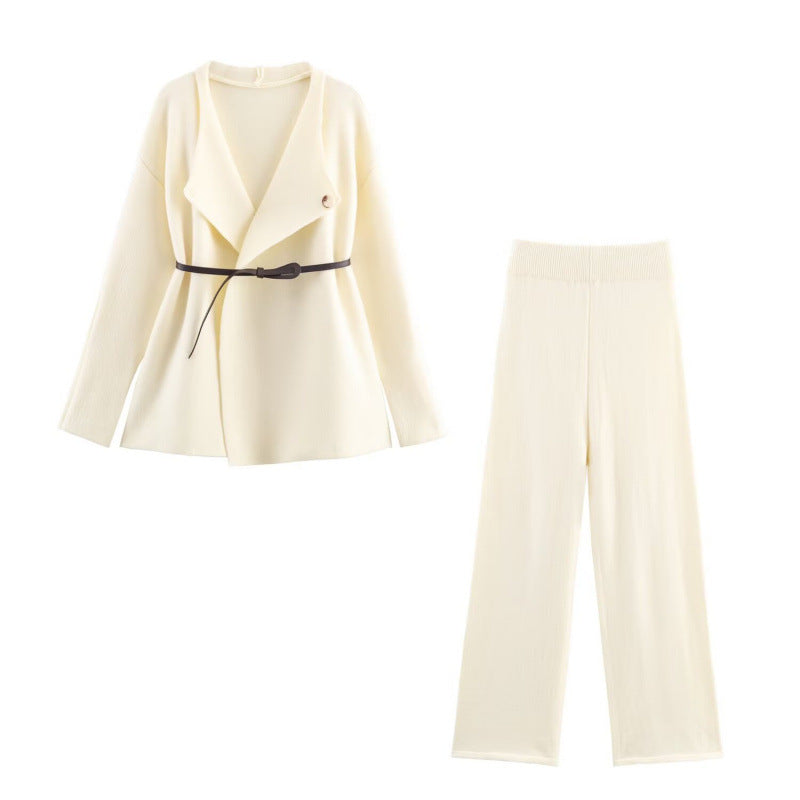 Damens elegant stickat set med figursydd blazer och vida byxben Eva Jonsson-Eva Jonsson