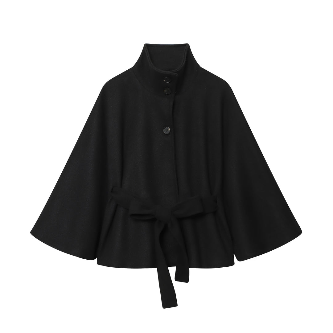 Damens fashionabel capejacka med bälte och hög krage Mirla-Eva Jonsson