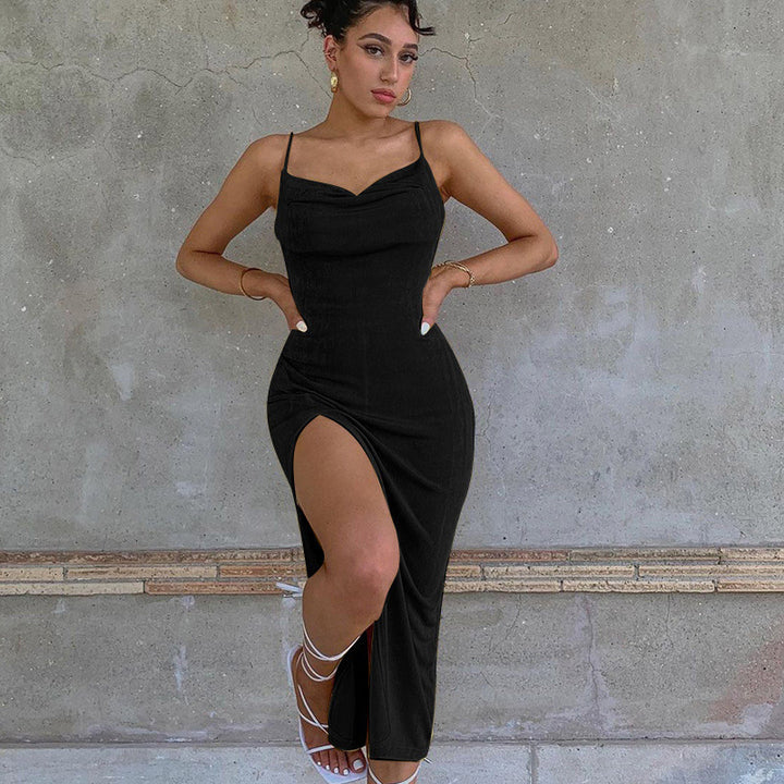 Damens figurnära kvällsklänning med elegant slits Mirla-Eva Jonsson