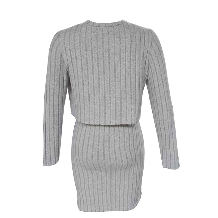 Damens figurnära ribbad klänning med kort cardigan Mirla-Eva Jonsson