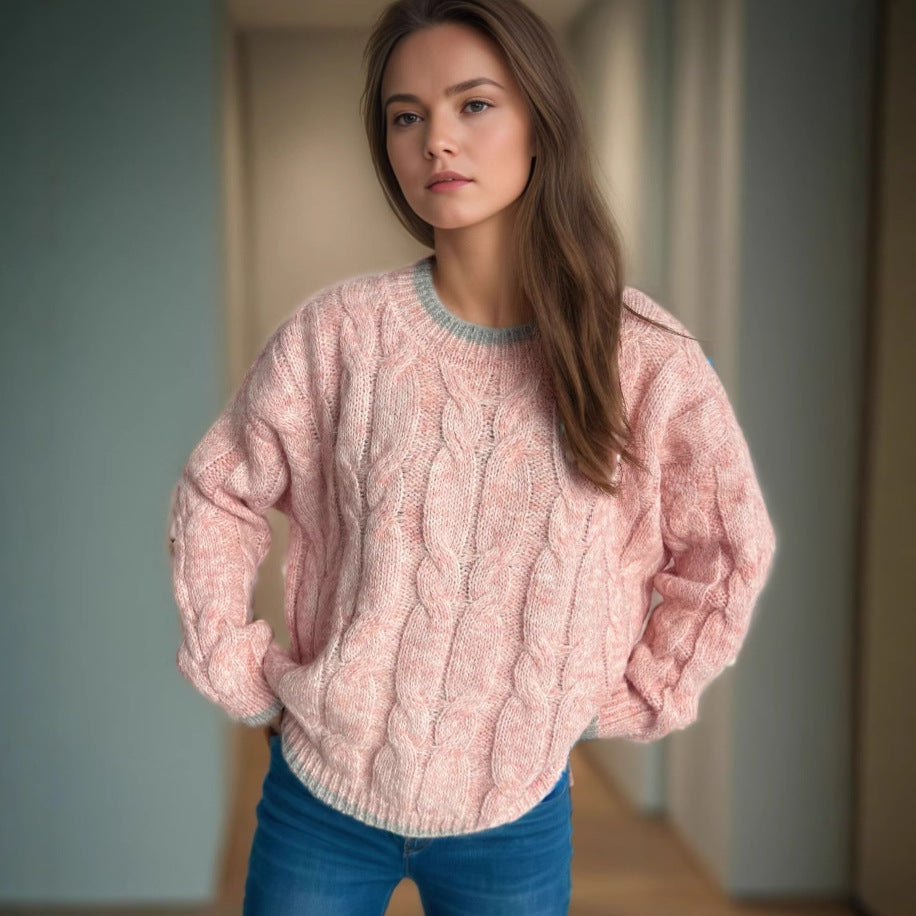Damens grovstickad tröja med modern flätdesign och avslappnad passform Mirla-Eva Jonsson