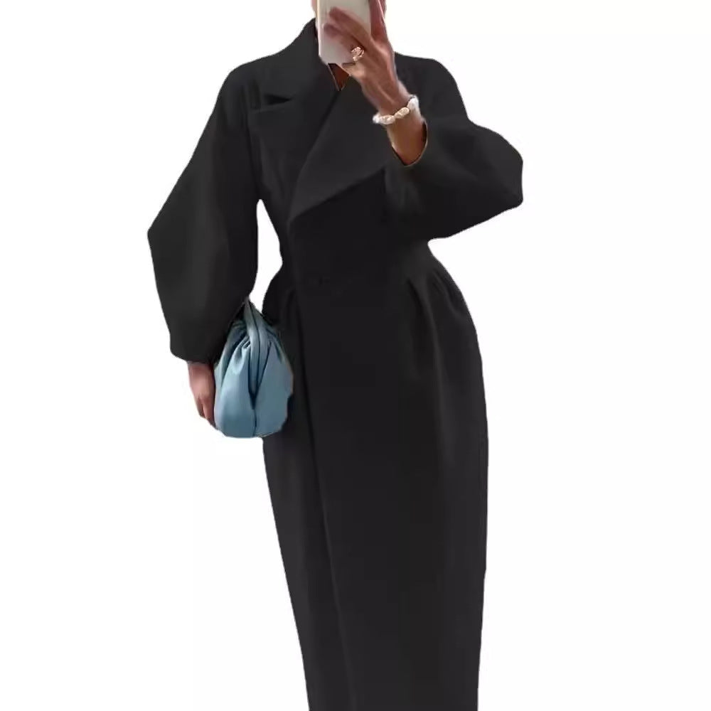 Damens maximal oversized mantel med axelaxlar och dubbelrad Mirla-Eva Jonsson