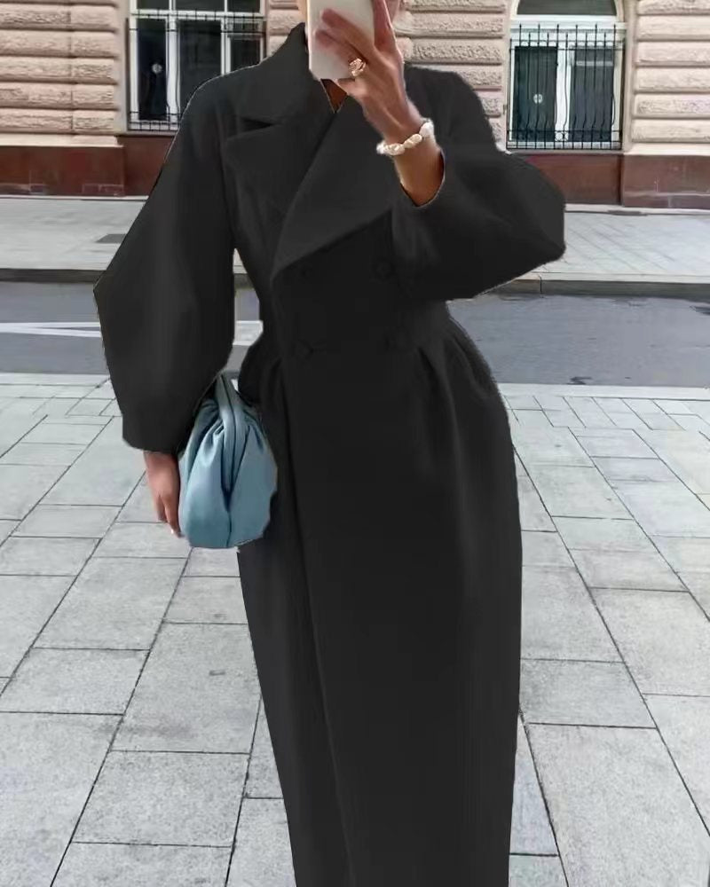 Damens maximal oversized mantel med axelaxlar och dubbelrad Mirla-Eva Jonsson