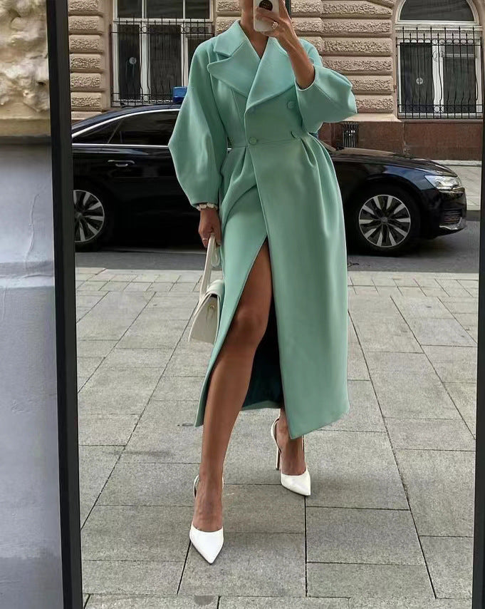 Damens maximal oversized mantel med axelaxlar och dubbelrad Mirla-Eva Jonsson