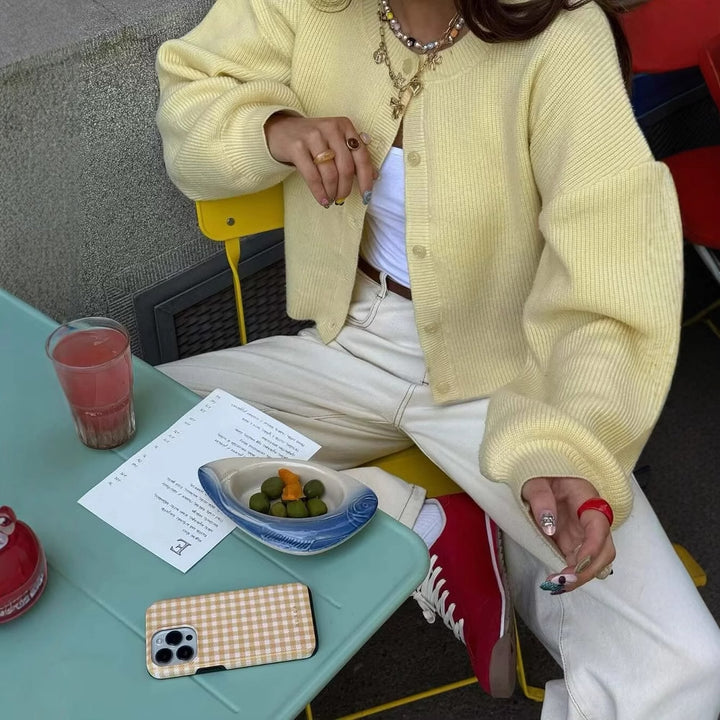 Damens modern stickad cardigan med stora knappar Mirla-Eva Jonsson