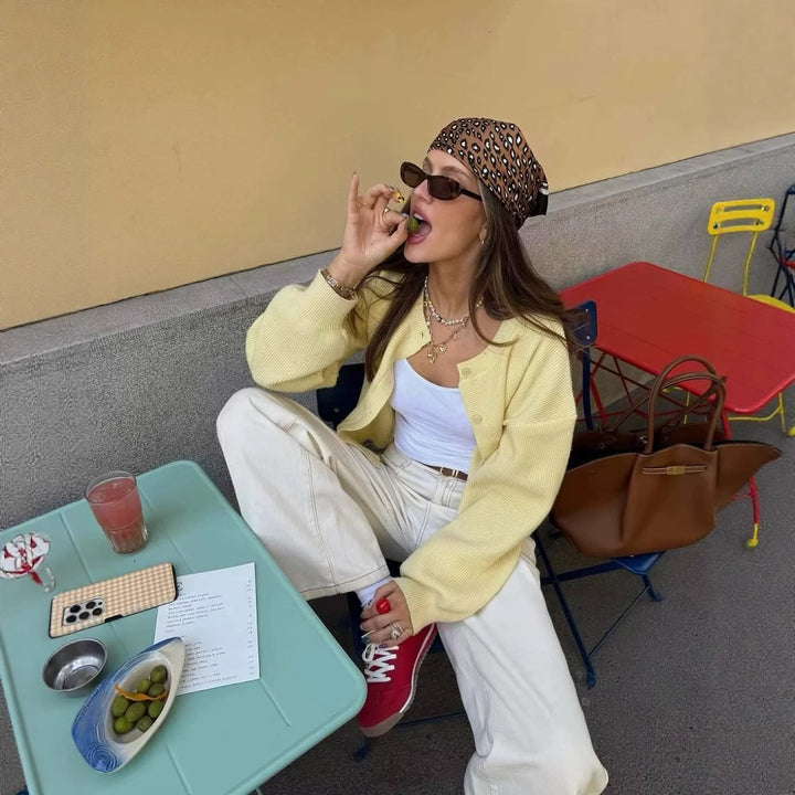 Damens modern stickad cardigan med stora knappar Mirla-Eva Jonsson