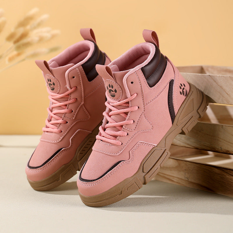 Damens modiga hög-top sneakers med andningsbart mesh-överskikt och robust sula Eva Jonsson-Eva Jonsson