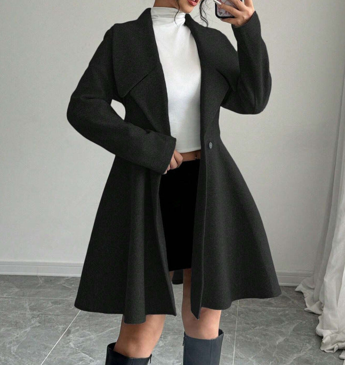 Damens modiga och eleganta långa kavaj Mirla-Eva Jonsson