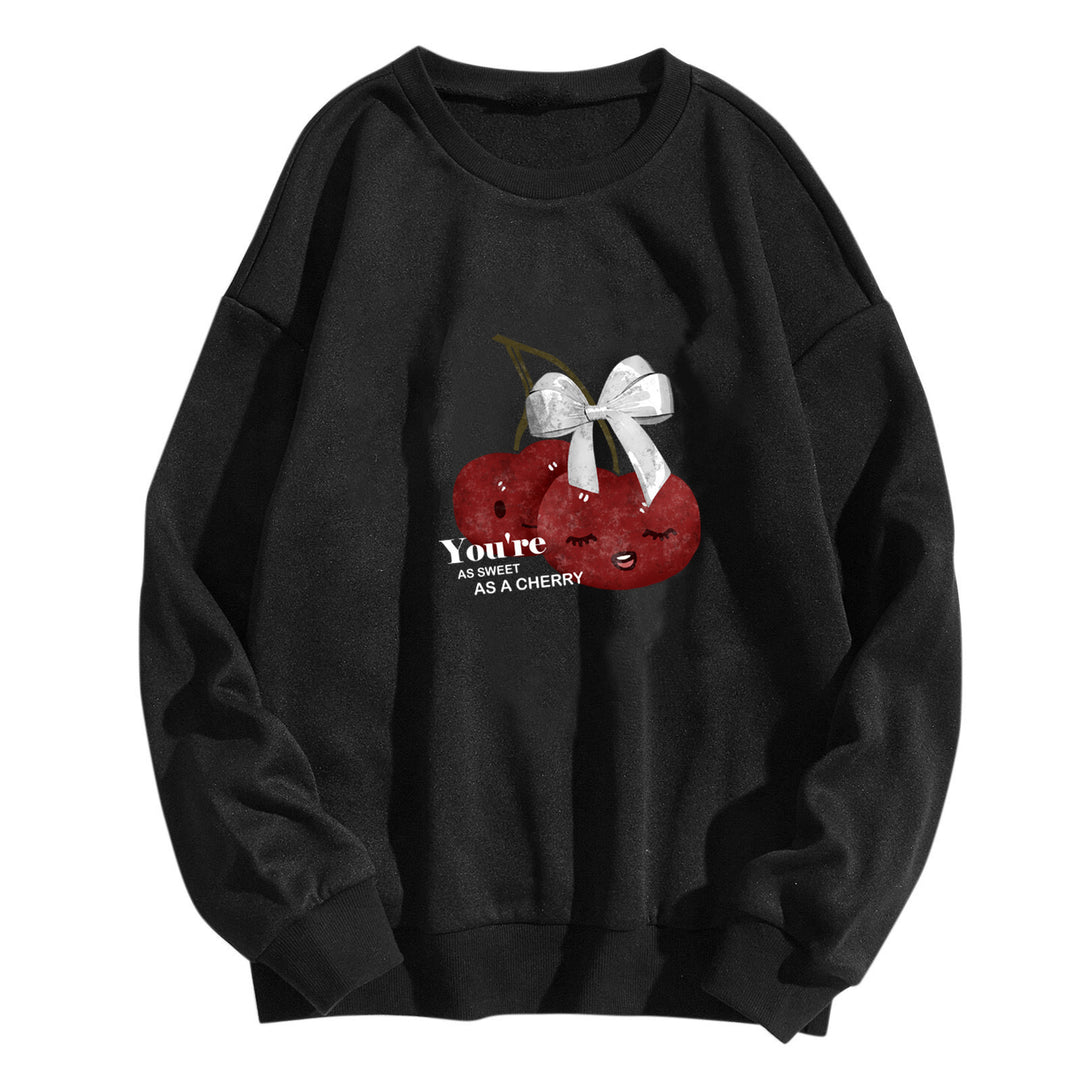 Damens mysiga sweatshirt med fruktig körsbärsmotiv Mirla-Eva Jonsson
