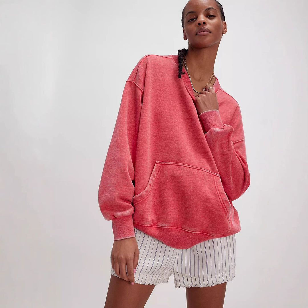 Damens oversized huvtröja med kängurufickor och mjukt innerfoder Mirla-Eva Jonsson